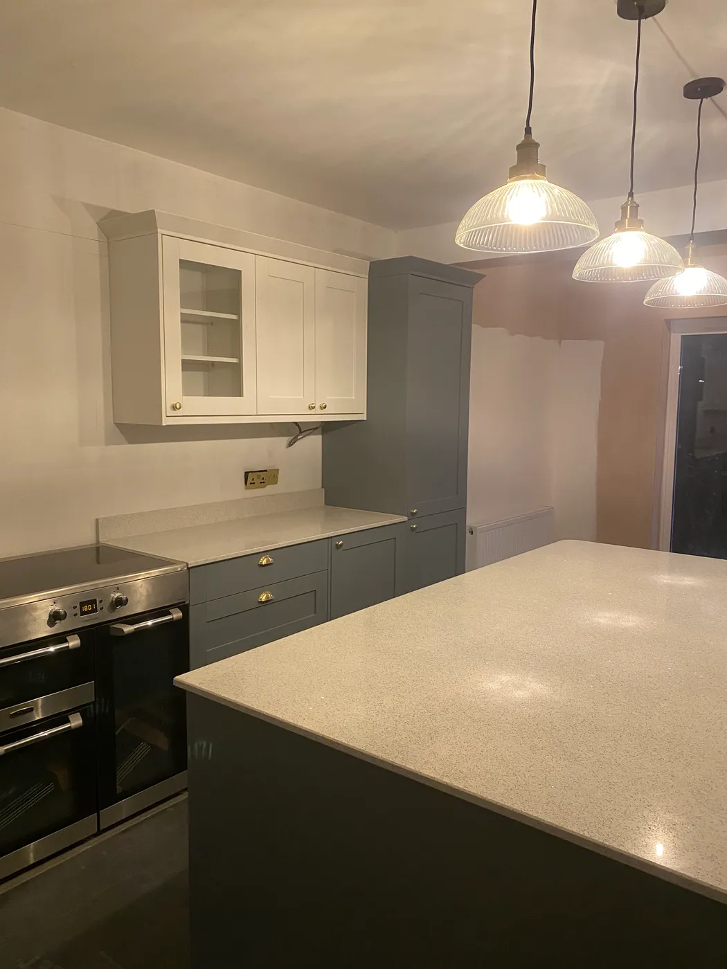 Shaker kitchen with double oven — Project Fox, Surrey & Sussex